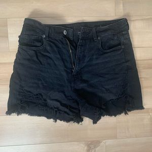 American Eagle Highest Rise Mom Short